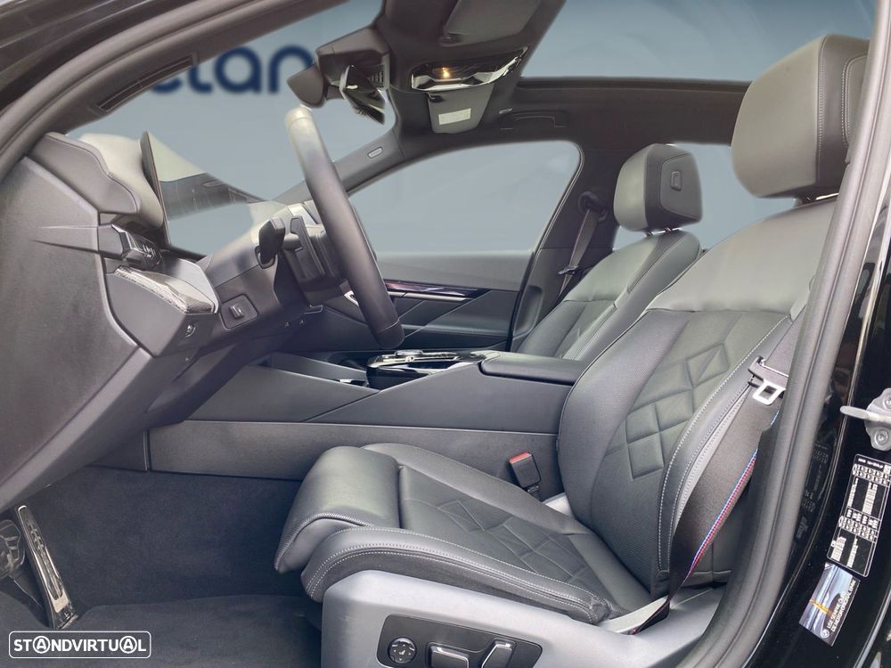BMW 520 d Pack Desportivo M Pro - 3