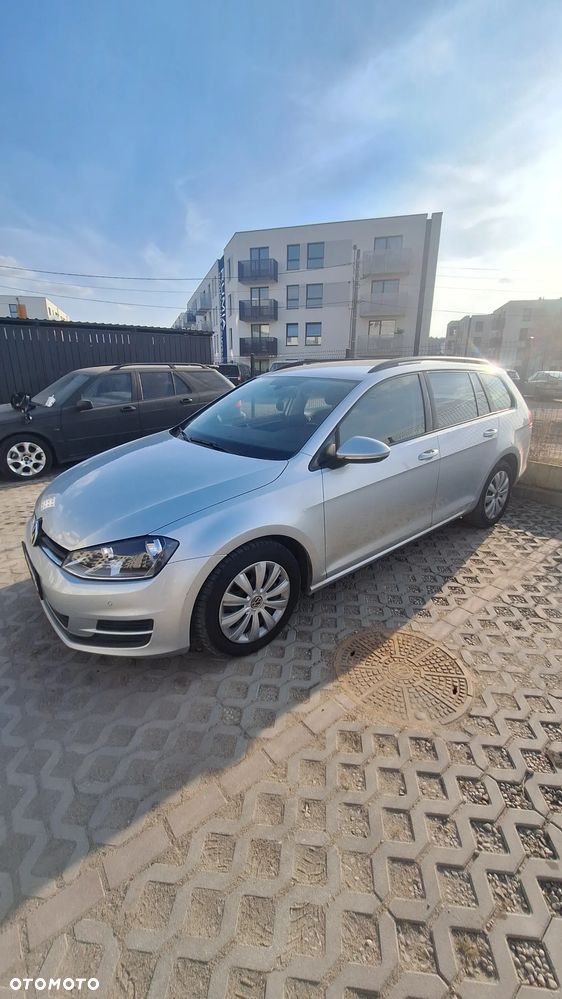 Volkswagen Golf 1.6 TDI BlueMotion Trendline - 1