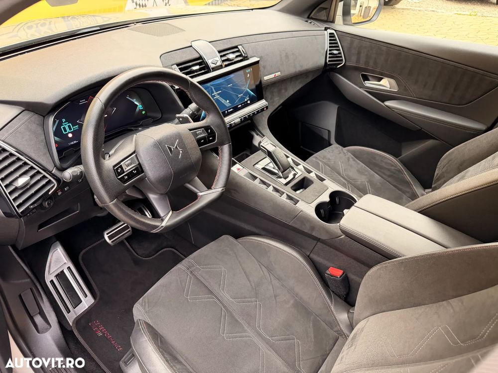 DS Automobiles DS 7 Crossback 1.6 PHeV FWD 225 EAT8 PERFORMANCE LINE + - 2