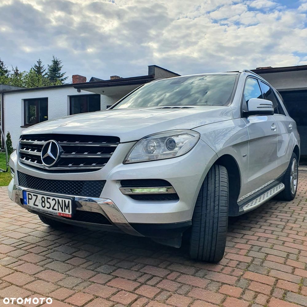 Mercedes-Benz Ml 2012 photo 2