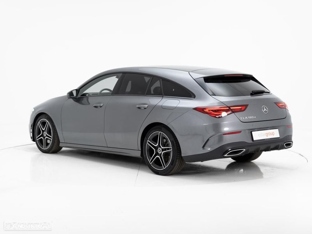 Mercedes-Benz CLA 180 d Shooting Brake AMG Line Aut. - 4