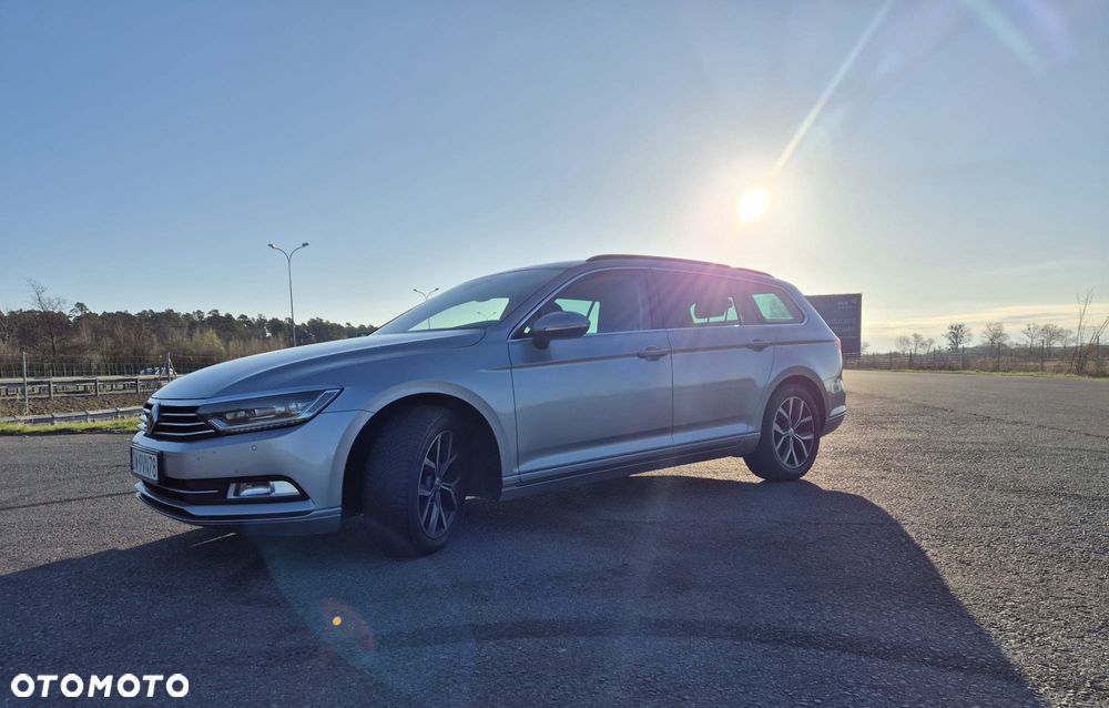 Volkswagen Passat 2.0 TDI SCR Comfortline DSG - 1