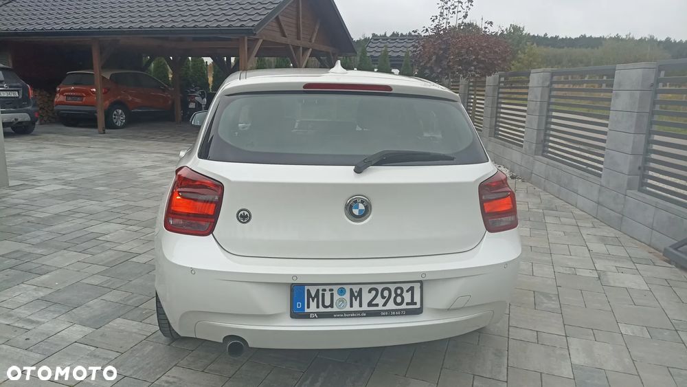 BMW Seria 1 116d - 8