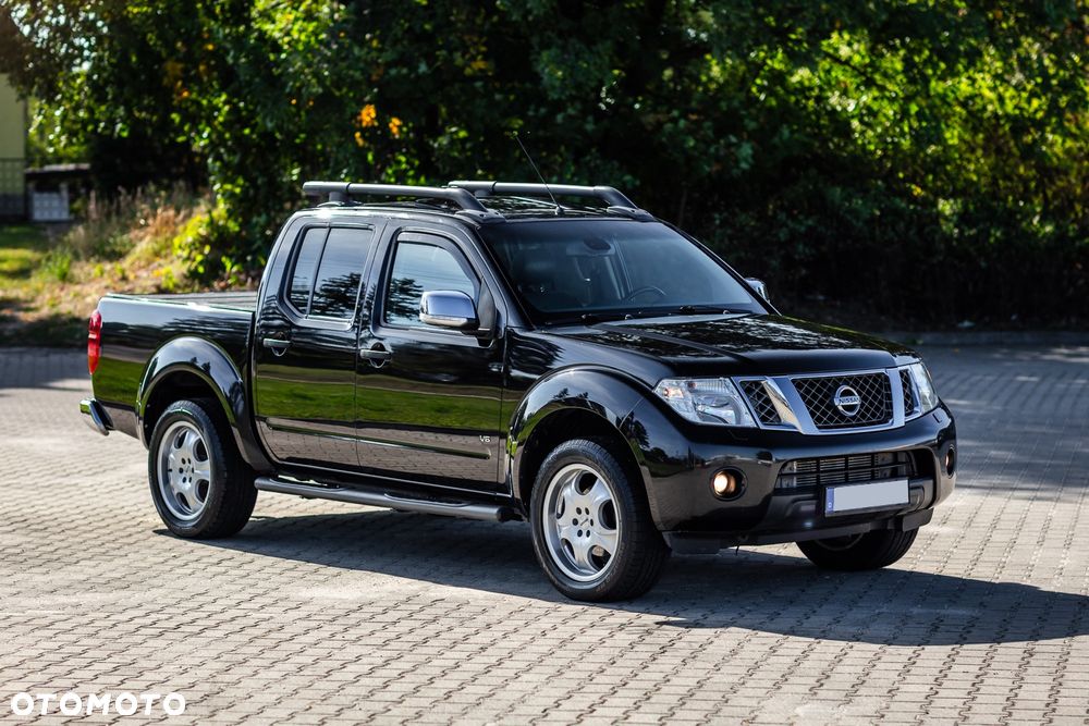 Nissan Navara 3.0 D V6 Platinum Long EU5 - 7