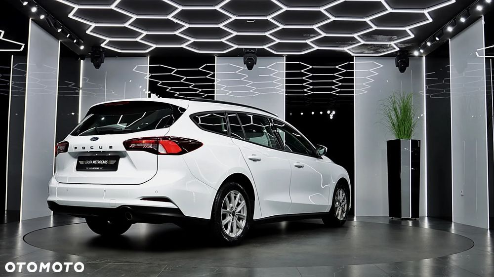 Ford Focus 1.5 EcoBlue SCR Connected - 9