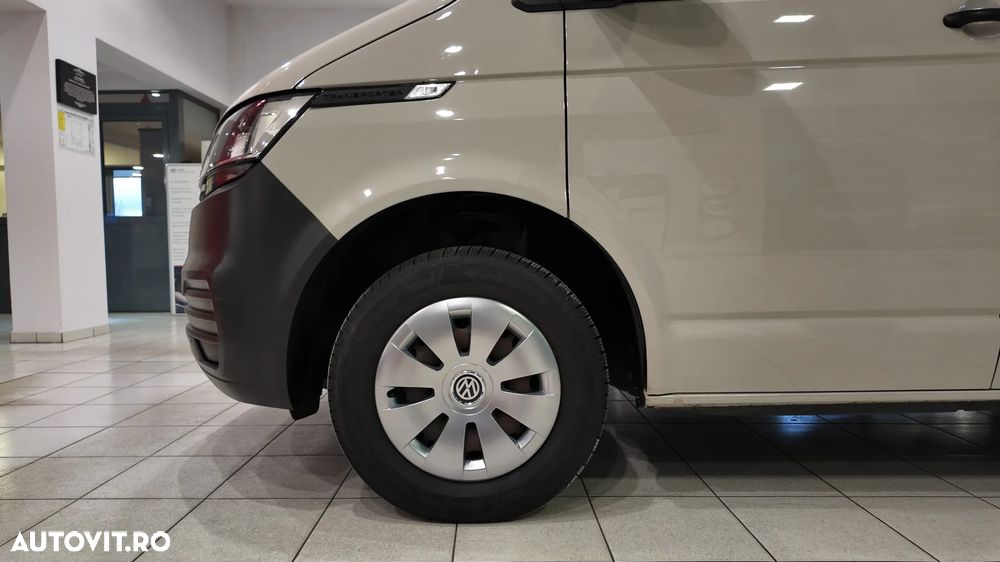 Volkswagen Transporter T6.1 Lang - 38
