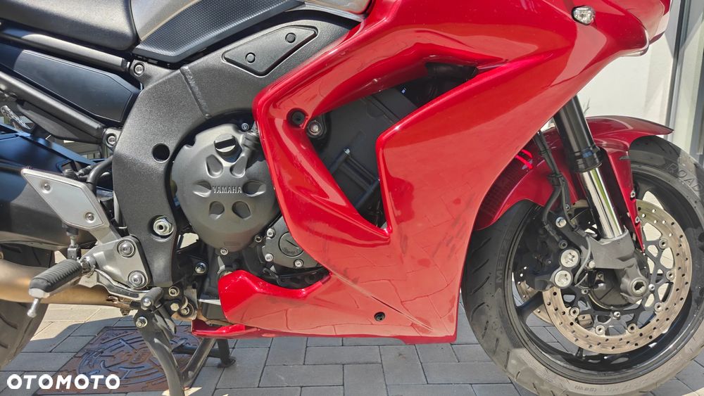 Yamaha FZ - 10