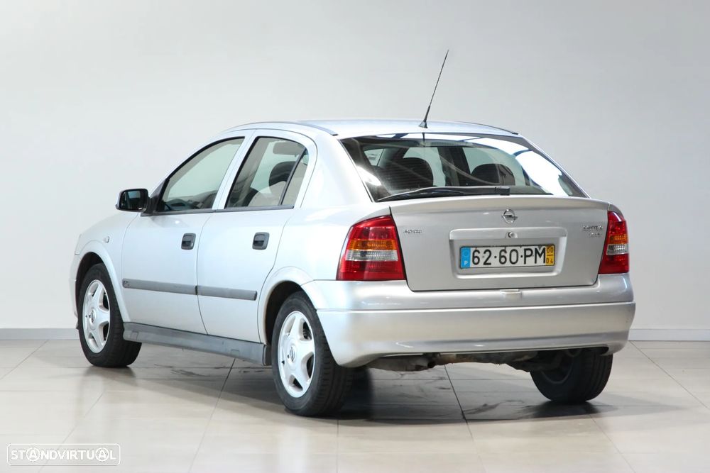 Opel Astra 1.4 Club - 3