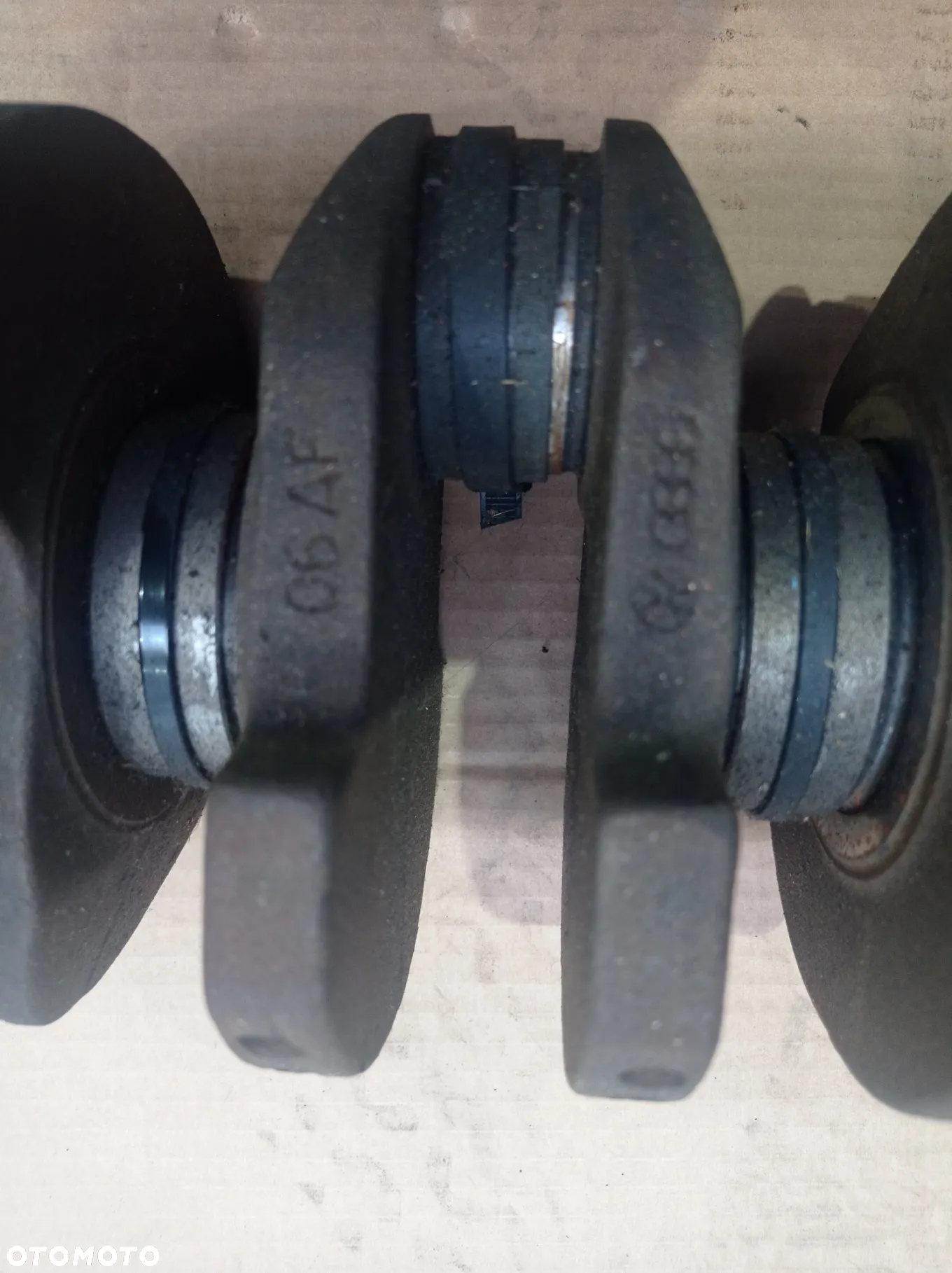 WAŁ KORBOWY A3 8P GOLF V A4 B6 2.0 FSI AWA ALT BLR 06AF - 8