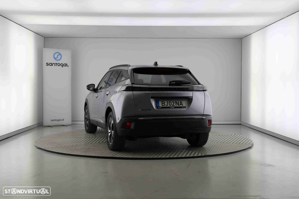 Peugeot e-2008 50 kWh Allure - 3
