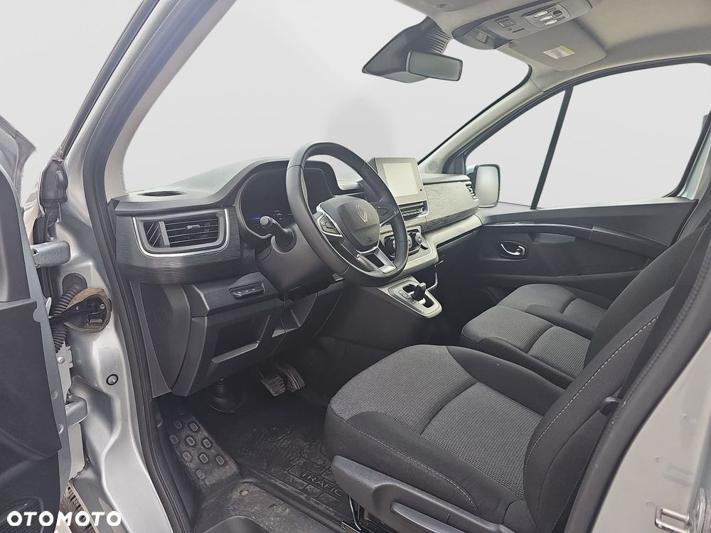 Renault Trafic - 10
