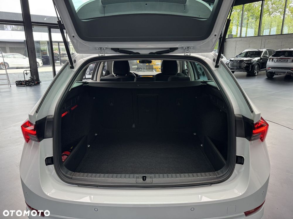Skoda Octavia 2.0 TDI Ambition DSG - 19