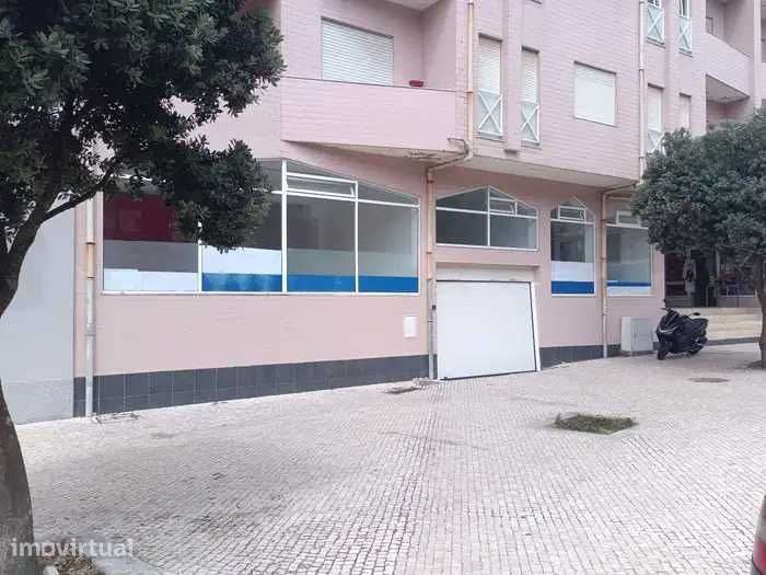 Loja comercial em AVER-O-Mar