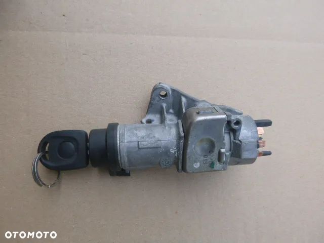 ZESTAW STARTOWY STACYJKA KOMPUTER IMMOBILIZER LICZNIK VOLKSWAGEN POLO 9N LIFT 1.2 05- - 13