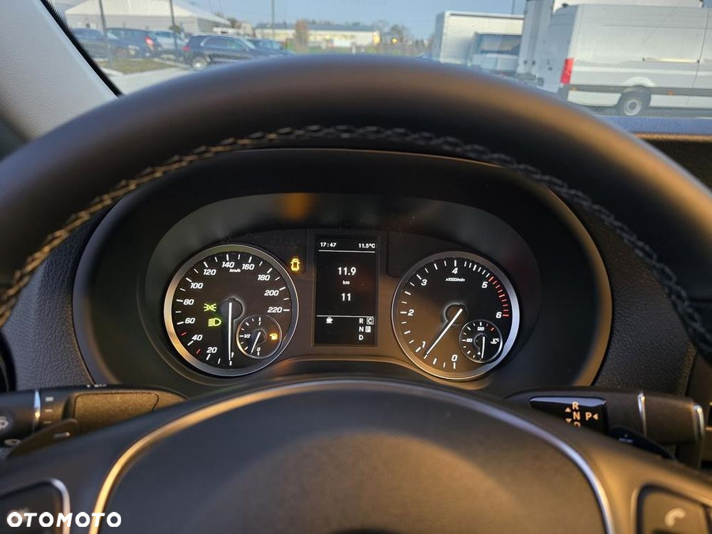 Mercedes-Benz Vito - 12
