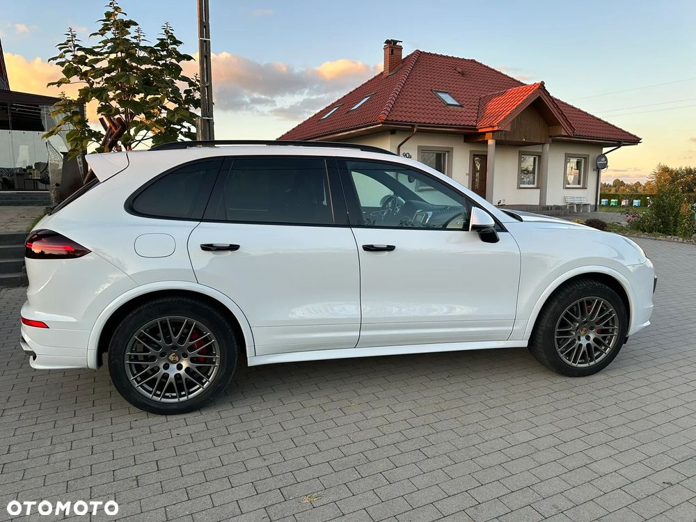 Porsche Cayenne Tiptronic S - 6