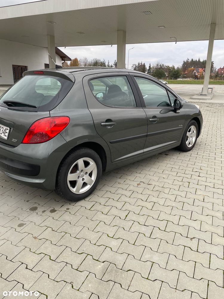 Peugeot 207 1.6 HDi - 4
