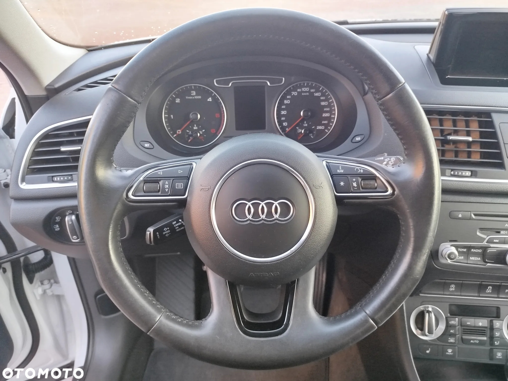 Audi Q3 2.0 TDI Edycja Specjalna - 16