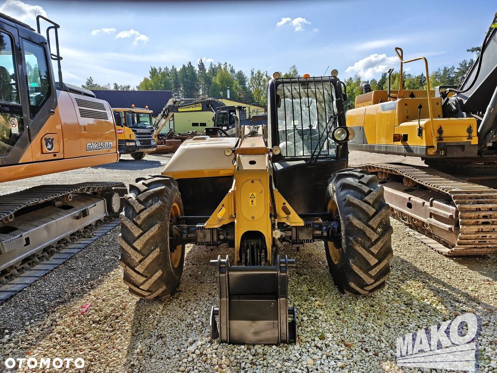 Caterpillar TH407 - 7