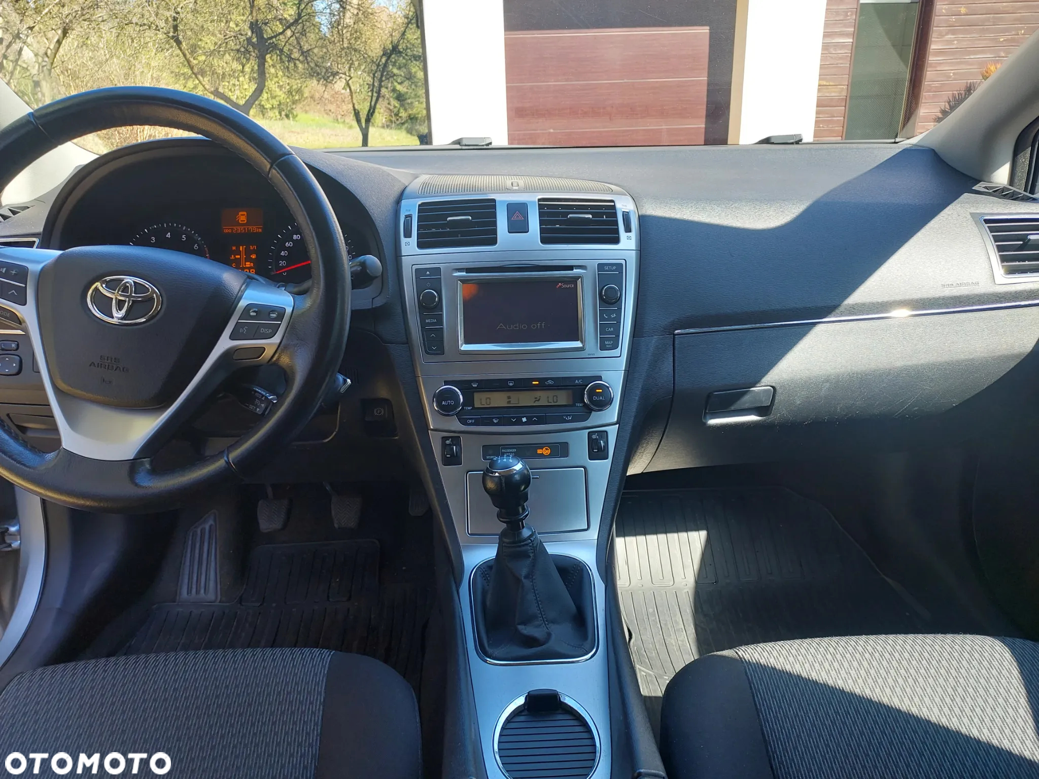 Toyota Avensis 1.8 Business Edition - 14