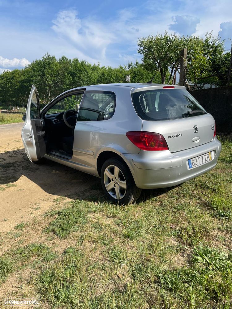 Peugeot 307 1.6 HDi Premium - 2