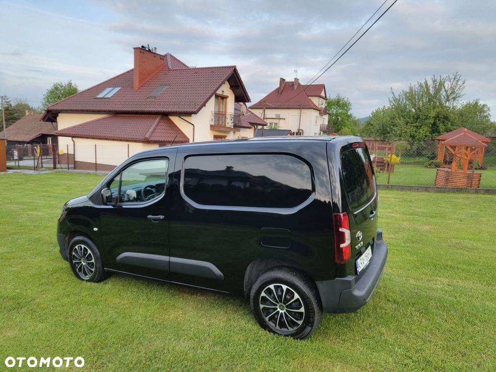Toyota Proace City - 11
