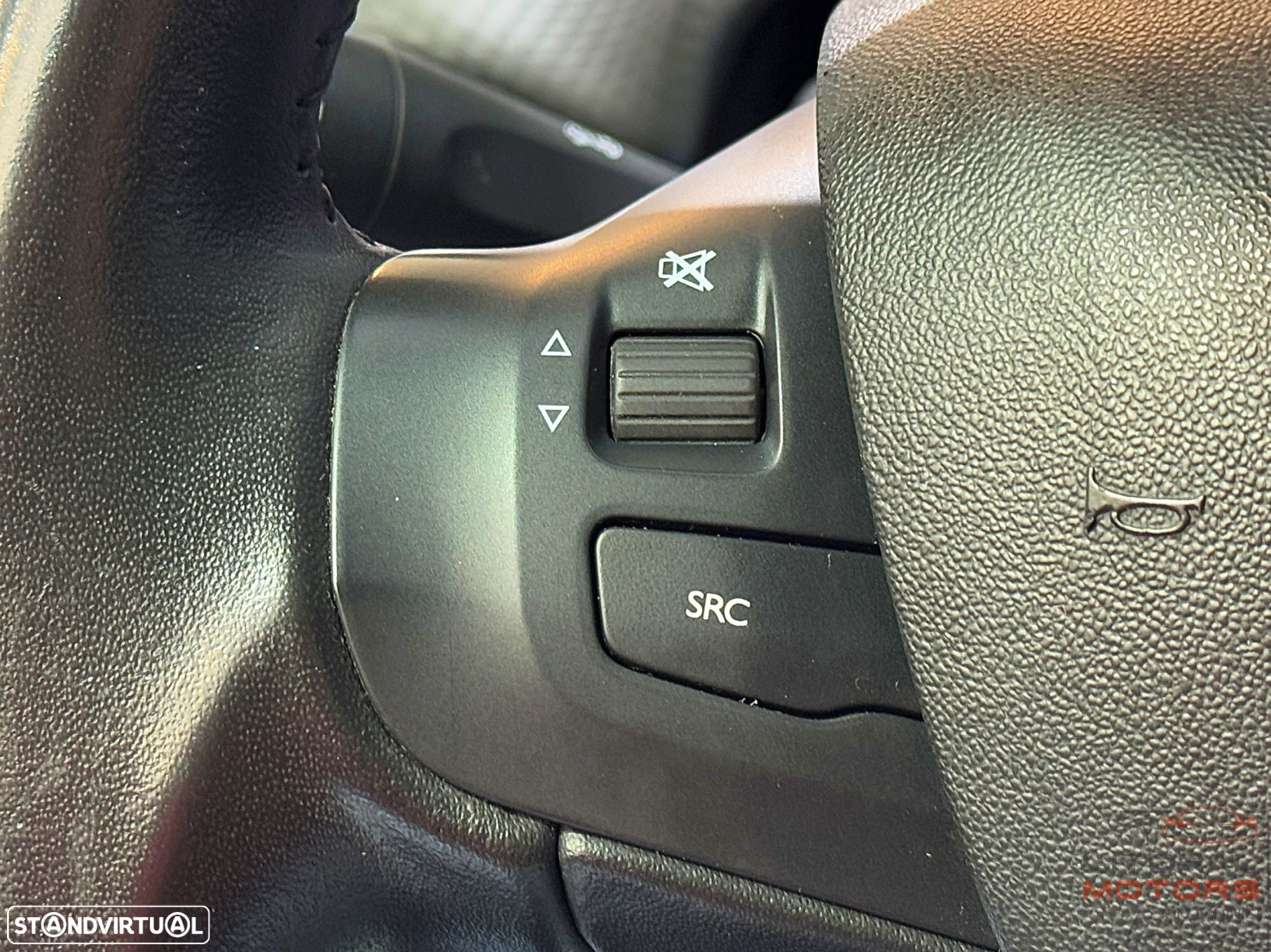 Peugeot 208 1.2 PureTech Style - 22