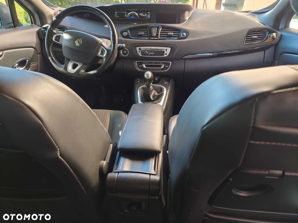 Renault Grand Scenic - 4