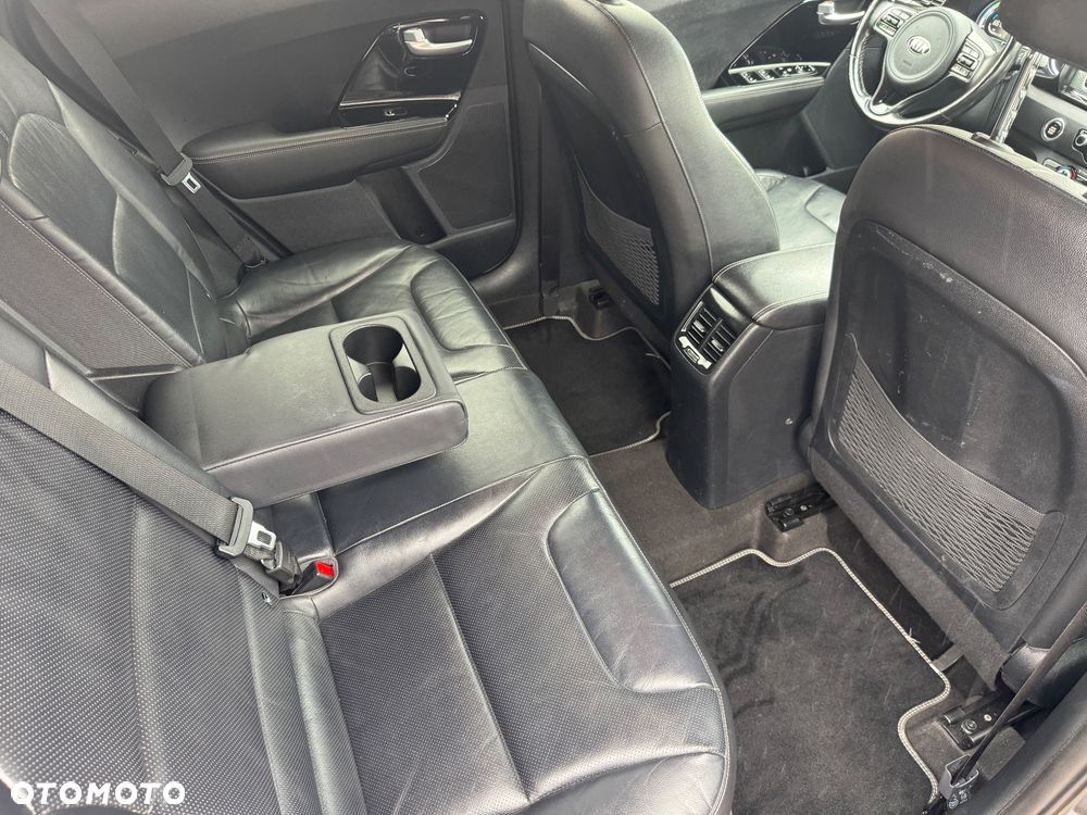 Kia Niro 1.6 GDI HEV 2WD OPF Edition 7 - 18