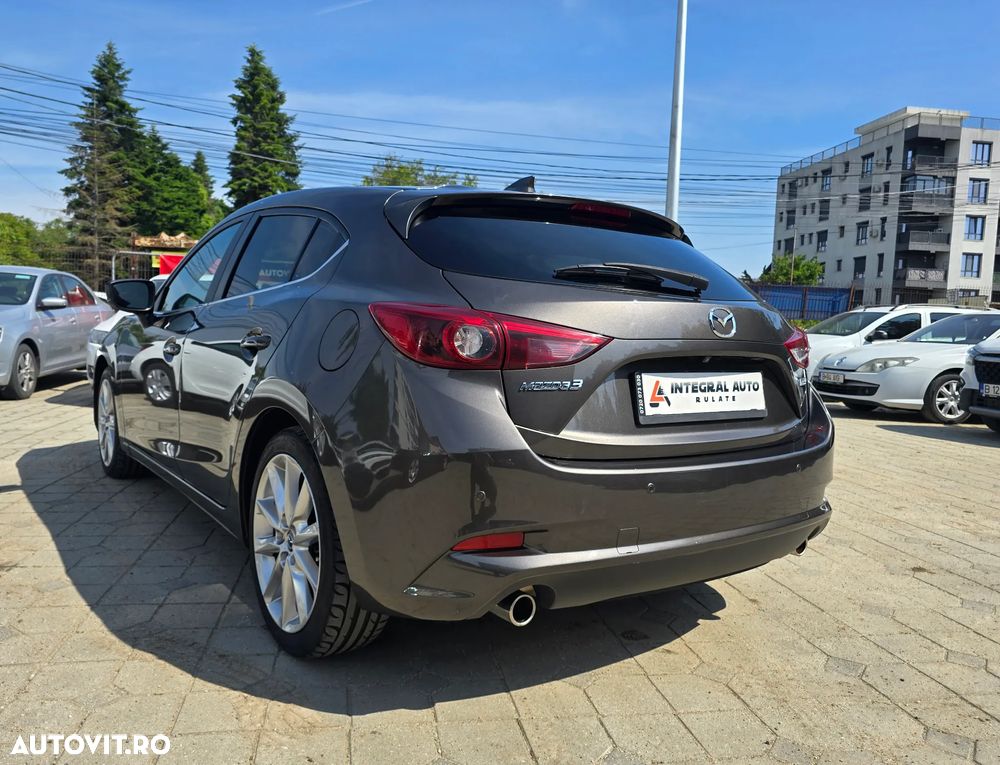 Mazda 3 G120 Revolution - 4