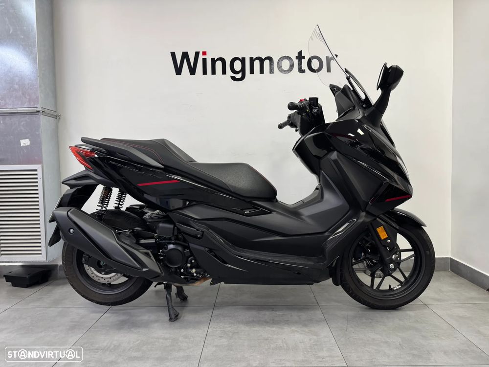 Honda Forza 350 Special Edition - 1