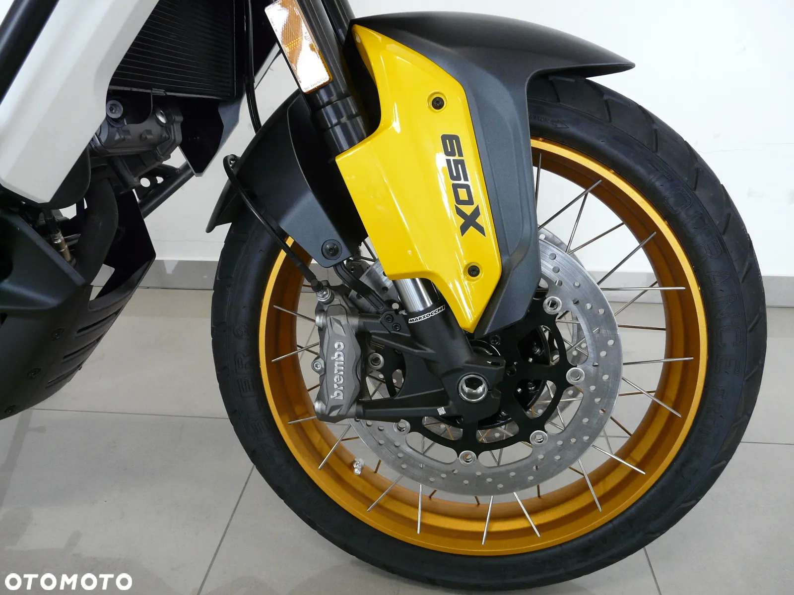 QJMOTOR SVT 650X - 8