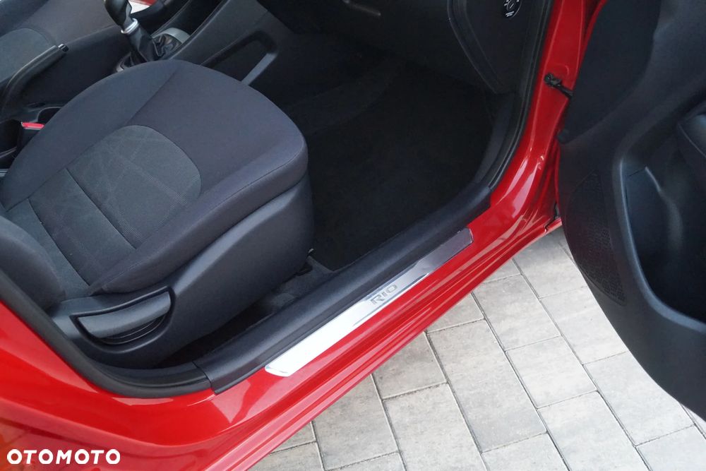 Kia Rio - 19