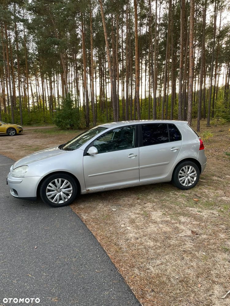 Volkswagen Golf V 1.9 TDI Trendline - 3