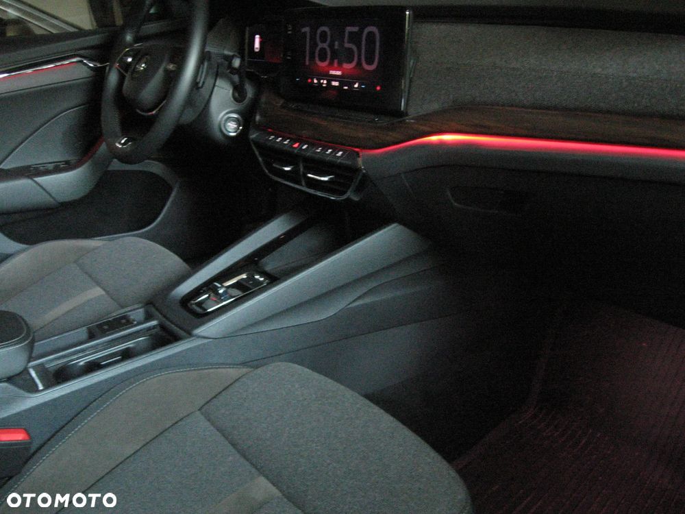 Skoda Octavia 2.0 TDI 4x4 Scout DSG - 36