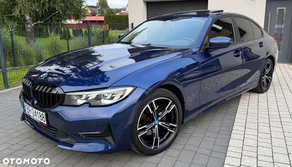 BMW Seria 3 320d Luxury Line Purity - 1