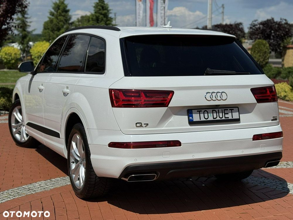 Audi Q7 - 16