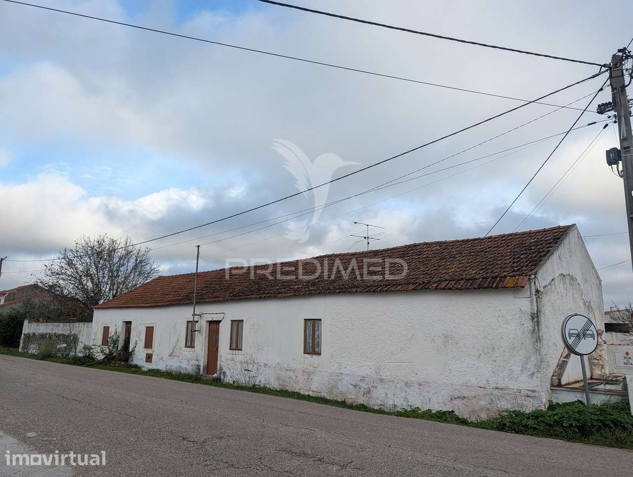 São dois prédios urbanos para reabilitar - Grande imagem: 5/22