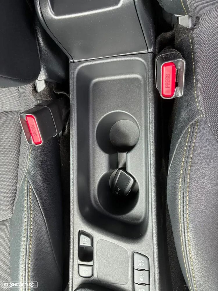 Toyota Yaris Cross - 20