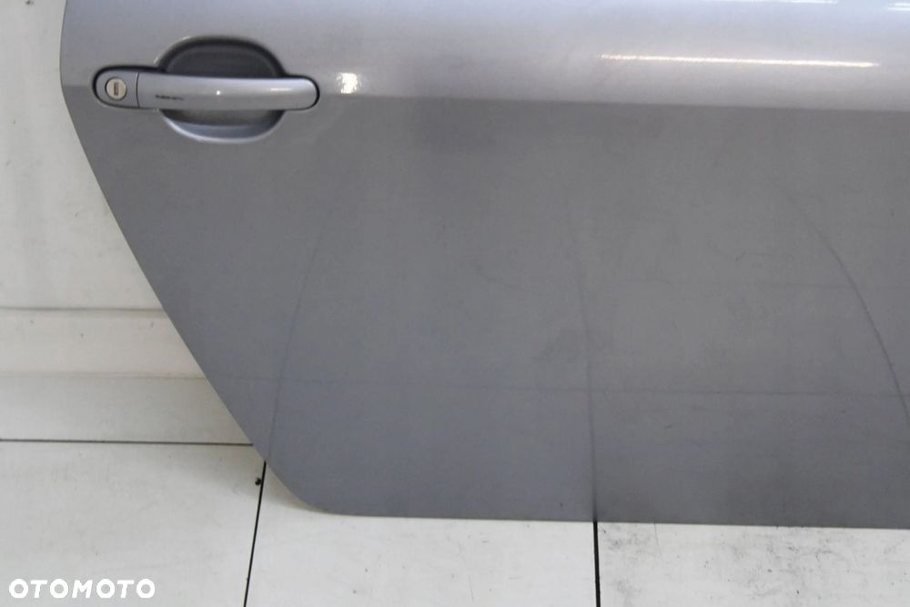 AUDI TT I 8N 1999R- DRZWI PRAWE PRAWY PRZÓD PRZEDNIE LY7J - KOD LAKIERU - 4