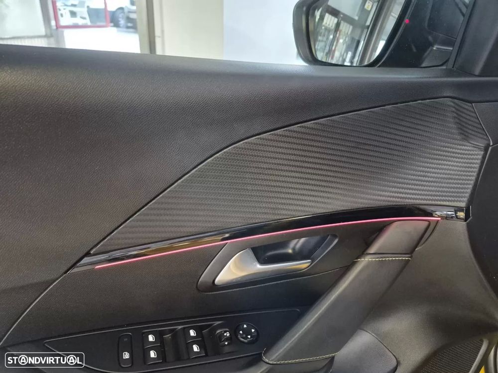 Peugeot e-208 50 kWh GT - 16