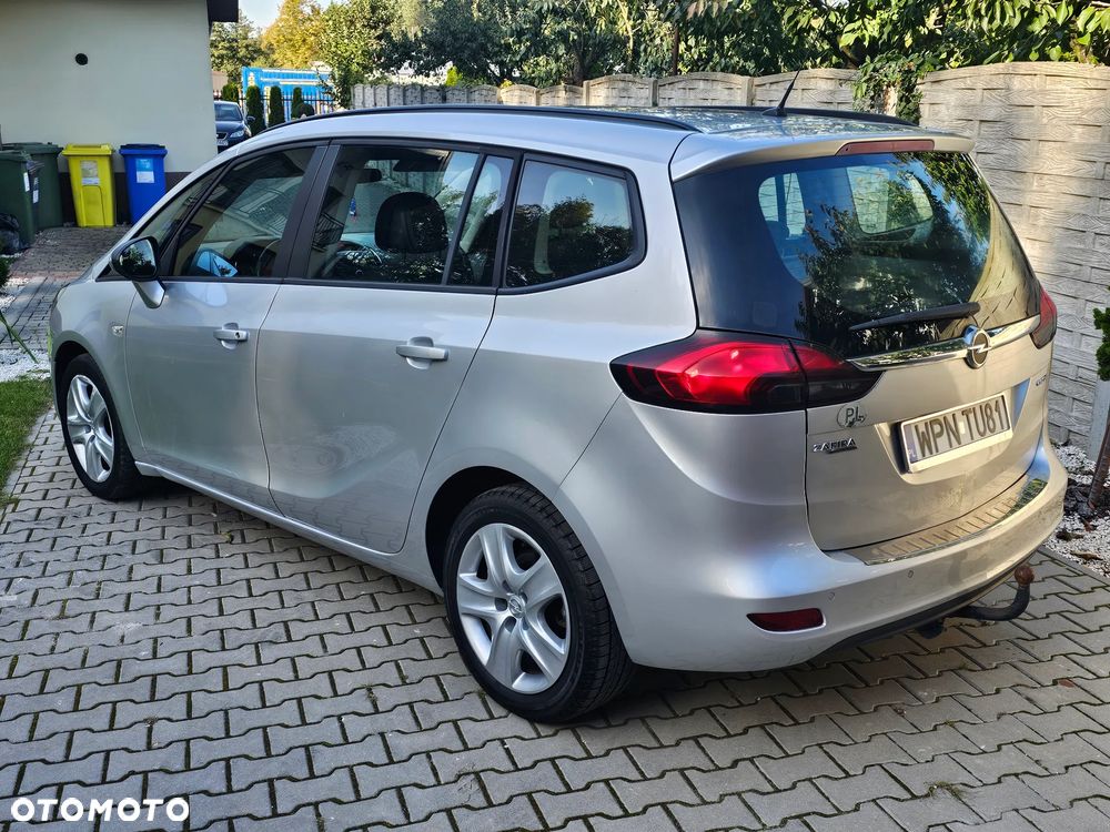 Opel Zafira - 4