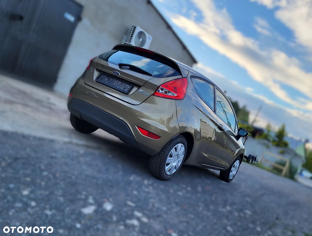 Ford Fiesta - 4