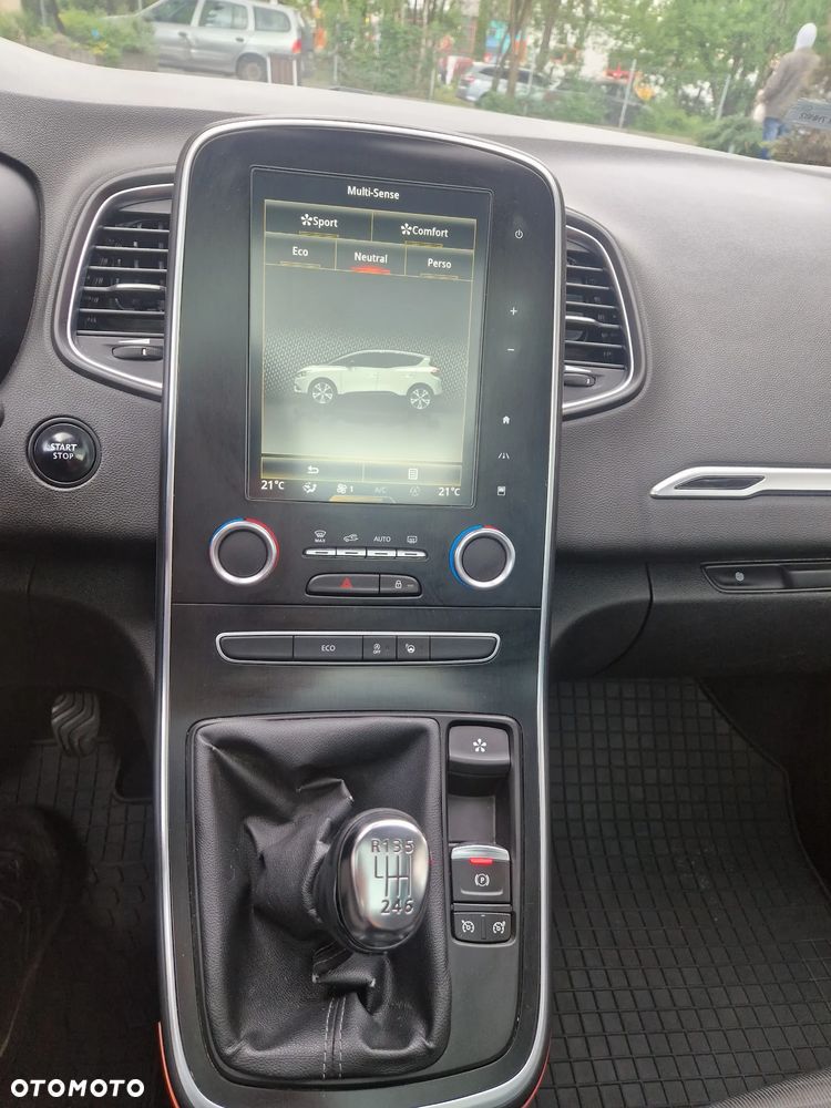 Renault Scenic 1.6 dCi Energy Intens - 21
