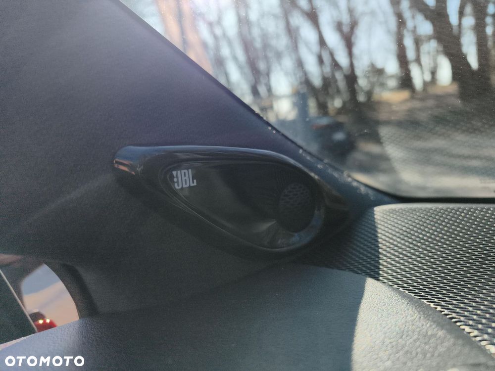 Toyota Corolla 2.0 Hybrid GR Sport Dynamic - 28