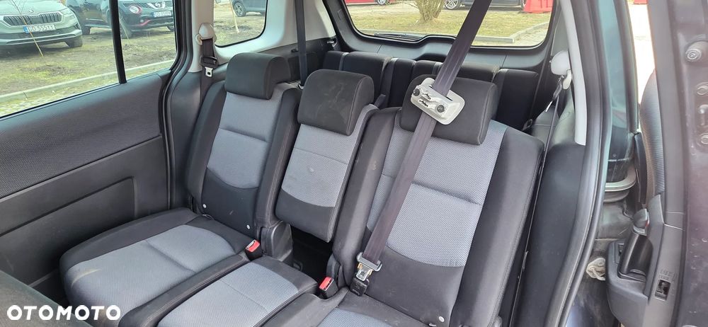 Mazda 5 2.0 Exclusive + - 7