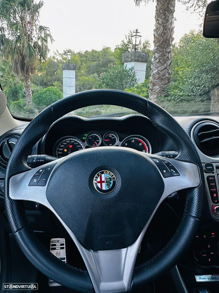 Alfa Romeo MiTo 1.3 JTDM SBK - 12