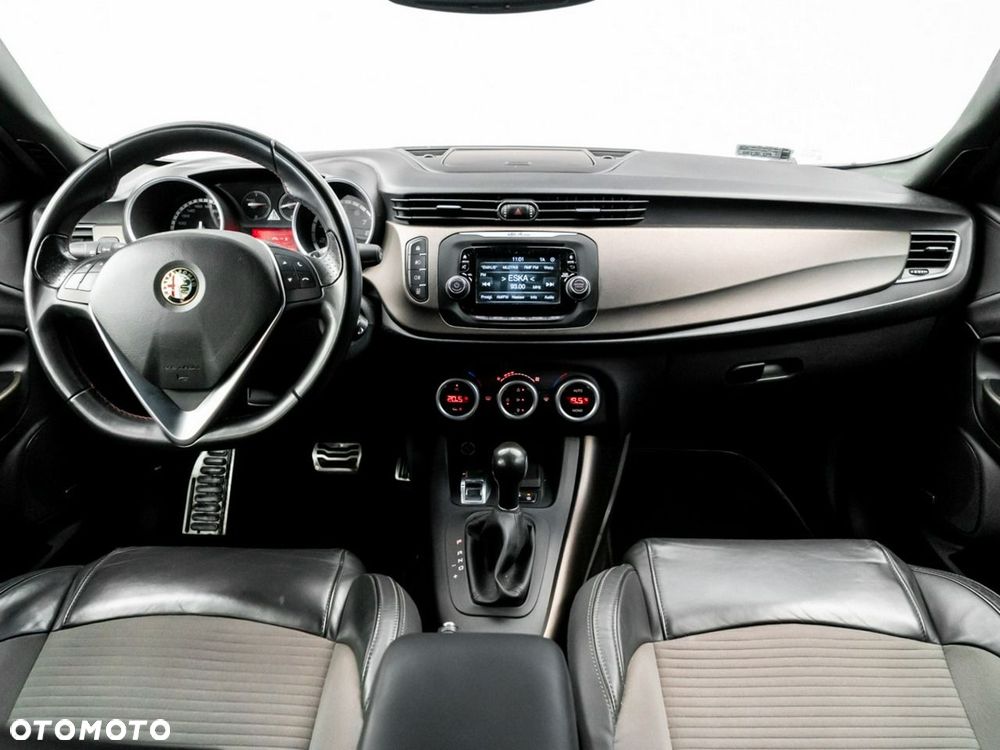 Alfa Romeo Giulietta 1.4 TB MultiAir Exclusive TCT - 19