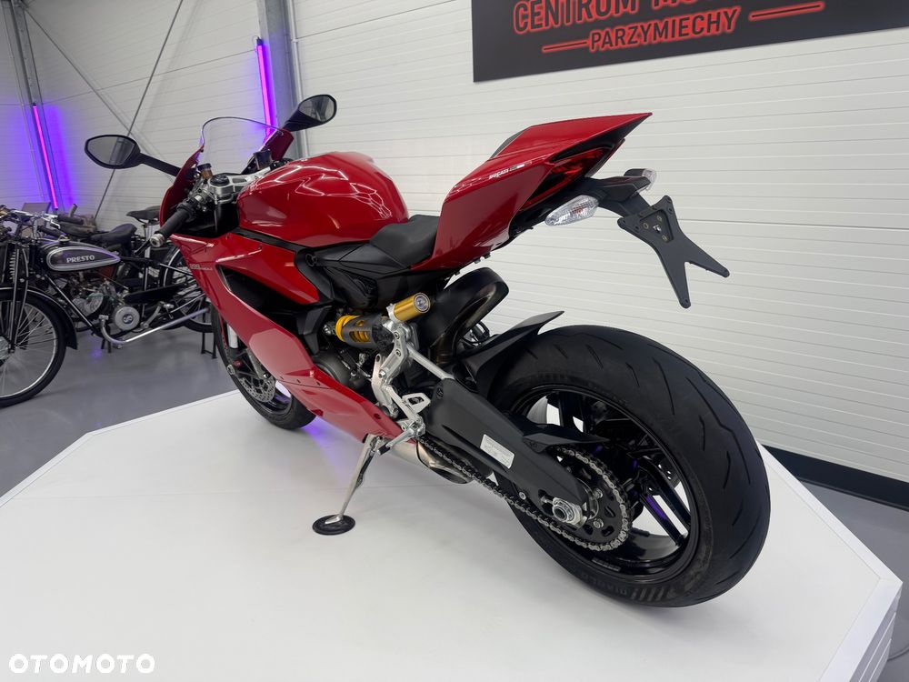 Ducati Panigale 899 - 7