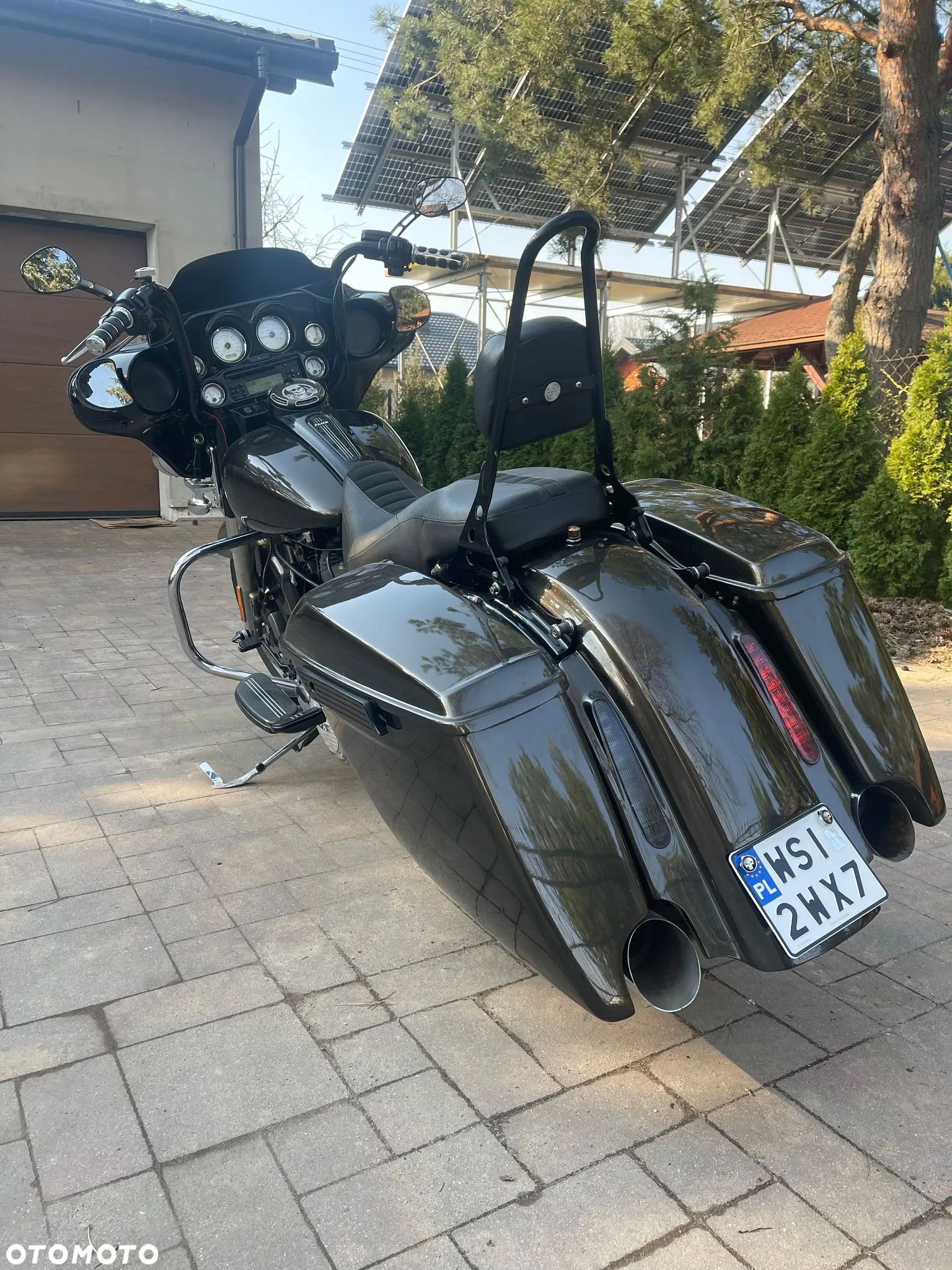 Harley-Davidson Touring Street Glide - 1